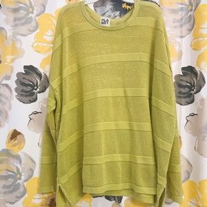 Planet Sweater/Coverup / Size L